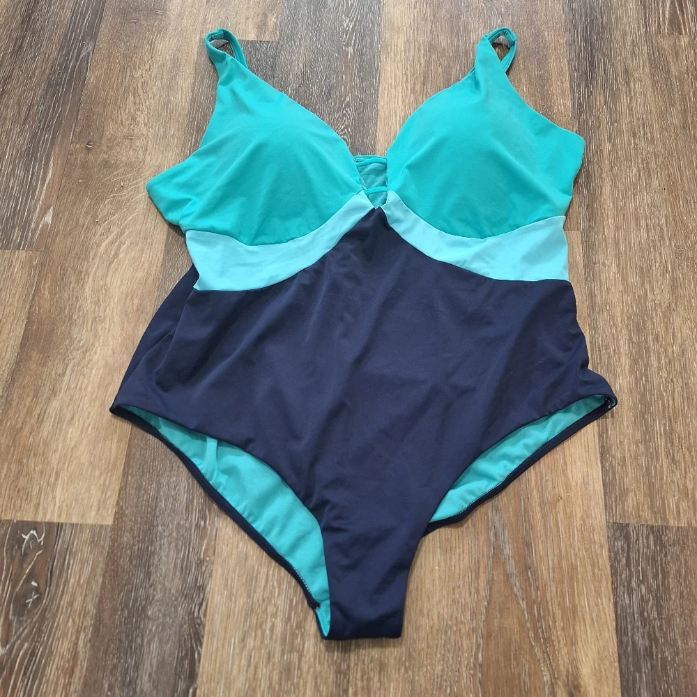 NEW Swimsuits For All Color Block V-Neck Blue One Piece Swimsuit, Sz 26